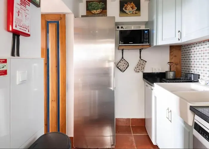 Quinta Belmonte With Private Heated Pool In Villa Funchal (Madeira)