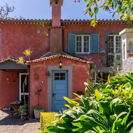 Quinta Belmonte With Private Heated Pool In Funchal (Madeira)